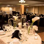 Doubletree By Hilton Hotel Raleigh - Brownstone - University 